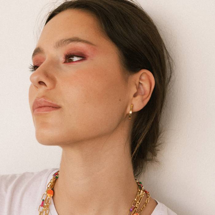 Suri Earrings Gold - Image 2