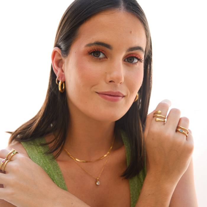 Anna Herring Bone and Cz Solitaire Gold Necklace - Image 3