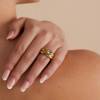 Lara con Circonita Gold Ring with Cubic Zircon - Image 3