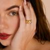 Lara con Circonita Gold Ring with Cubic Zircon - Image 2