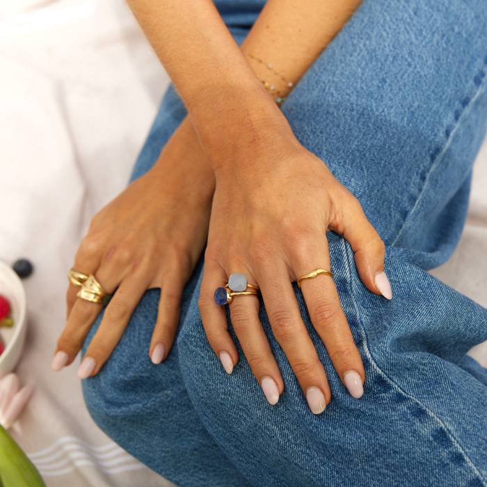 Evelyn Blue Gold Ring - Image 2