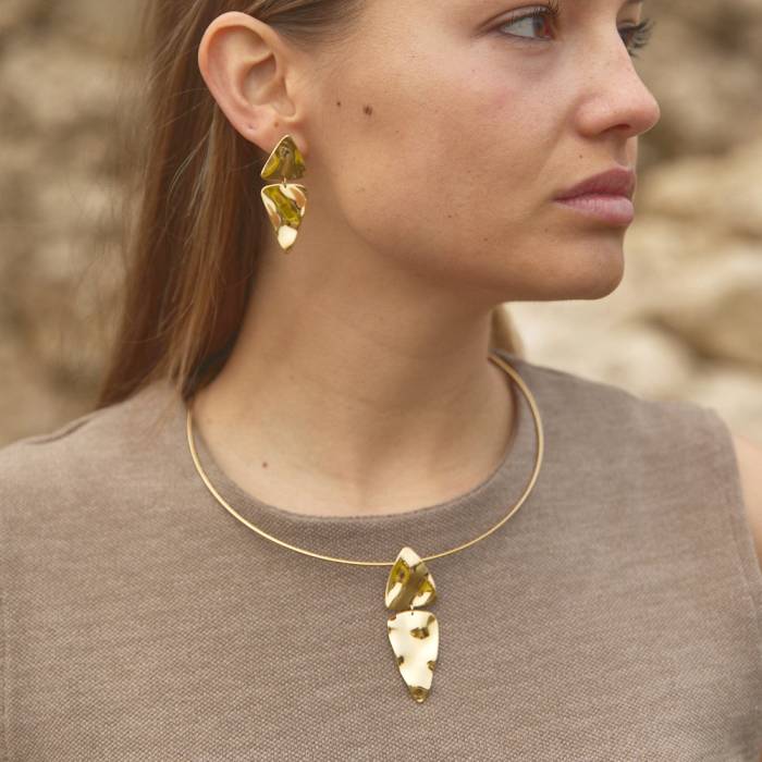 Chiara Gold Geometric Choker - Image 2